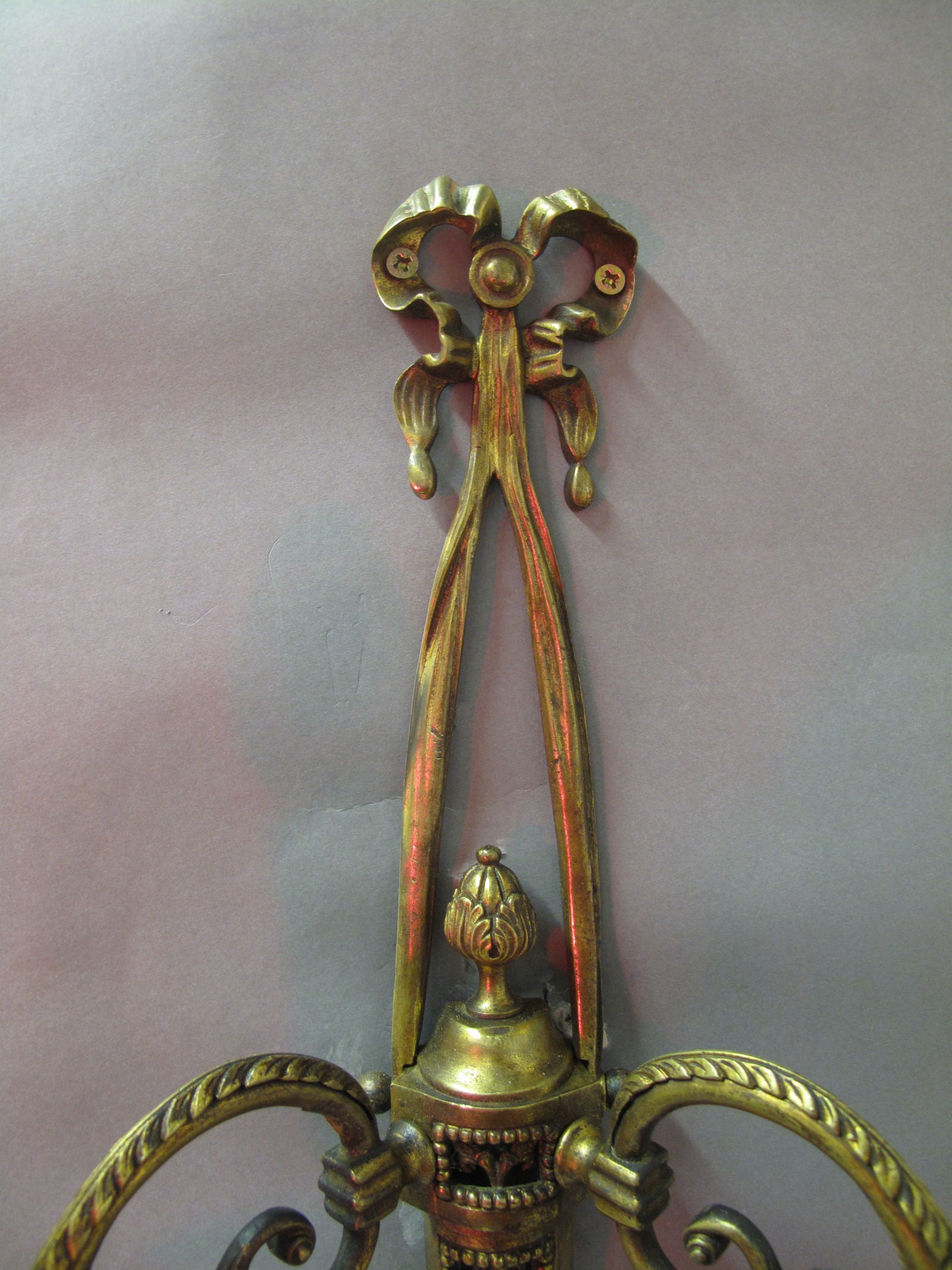 view of top bow and upperside of arms