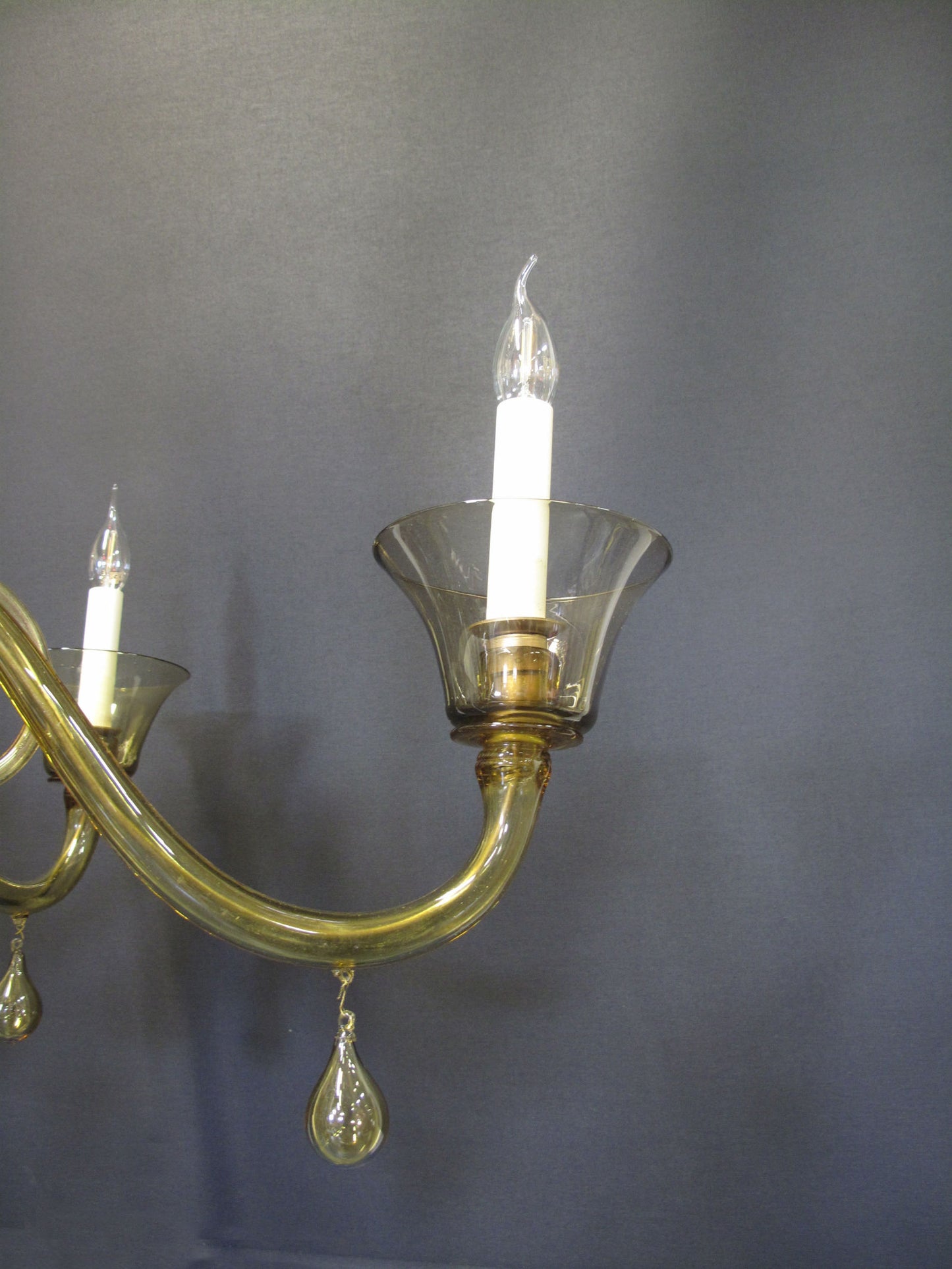 side view of pan and arm