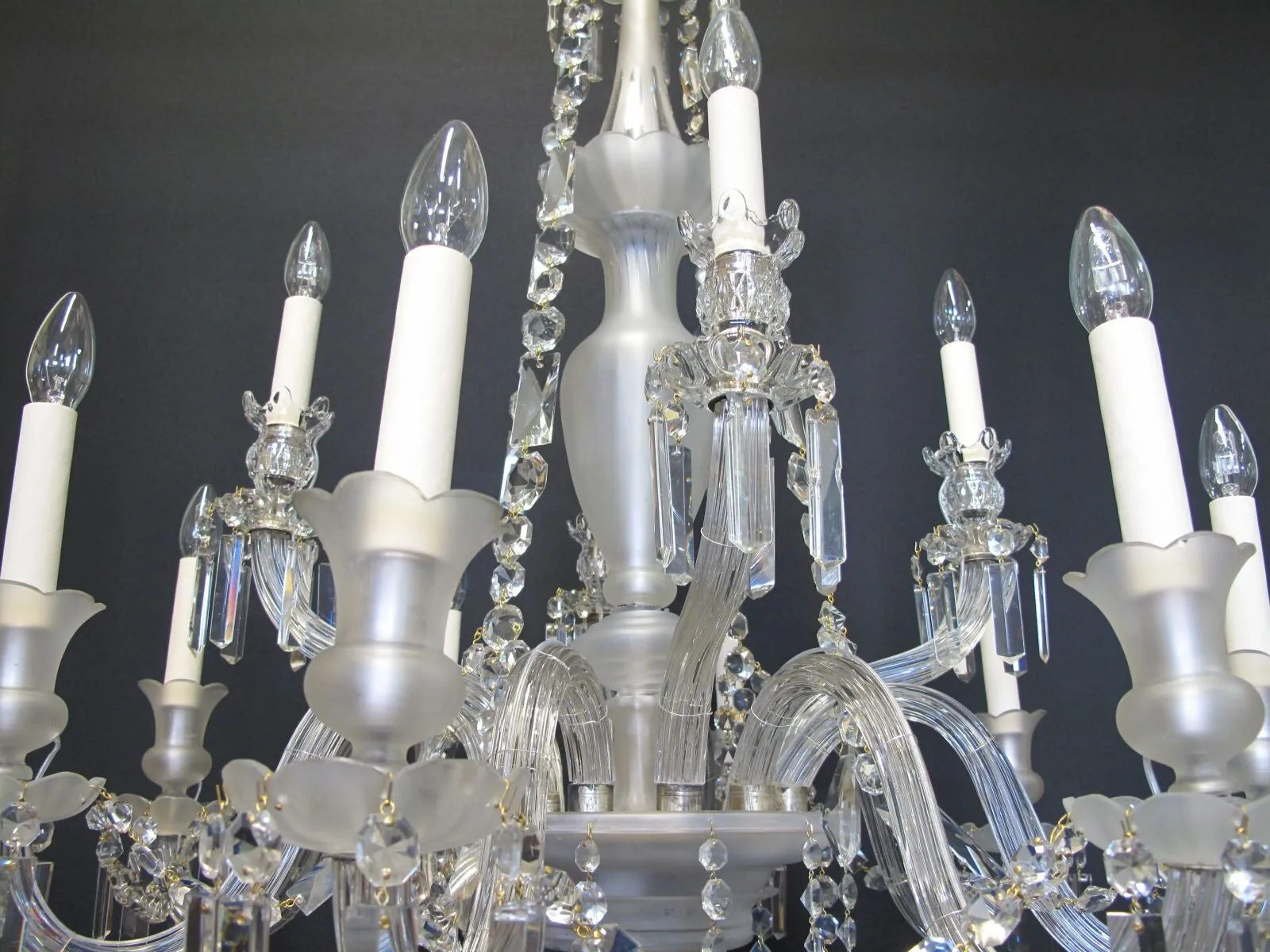 12-Arm Victorian Frosted Chandelier, c. 1850 – view 2