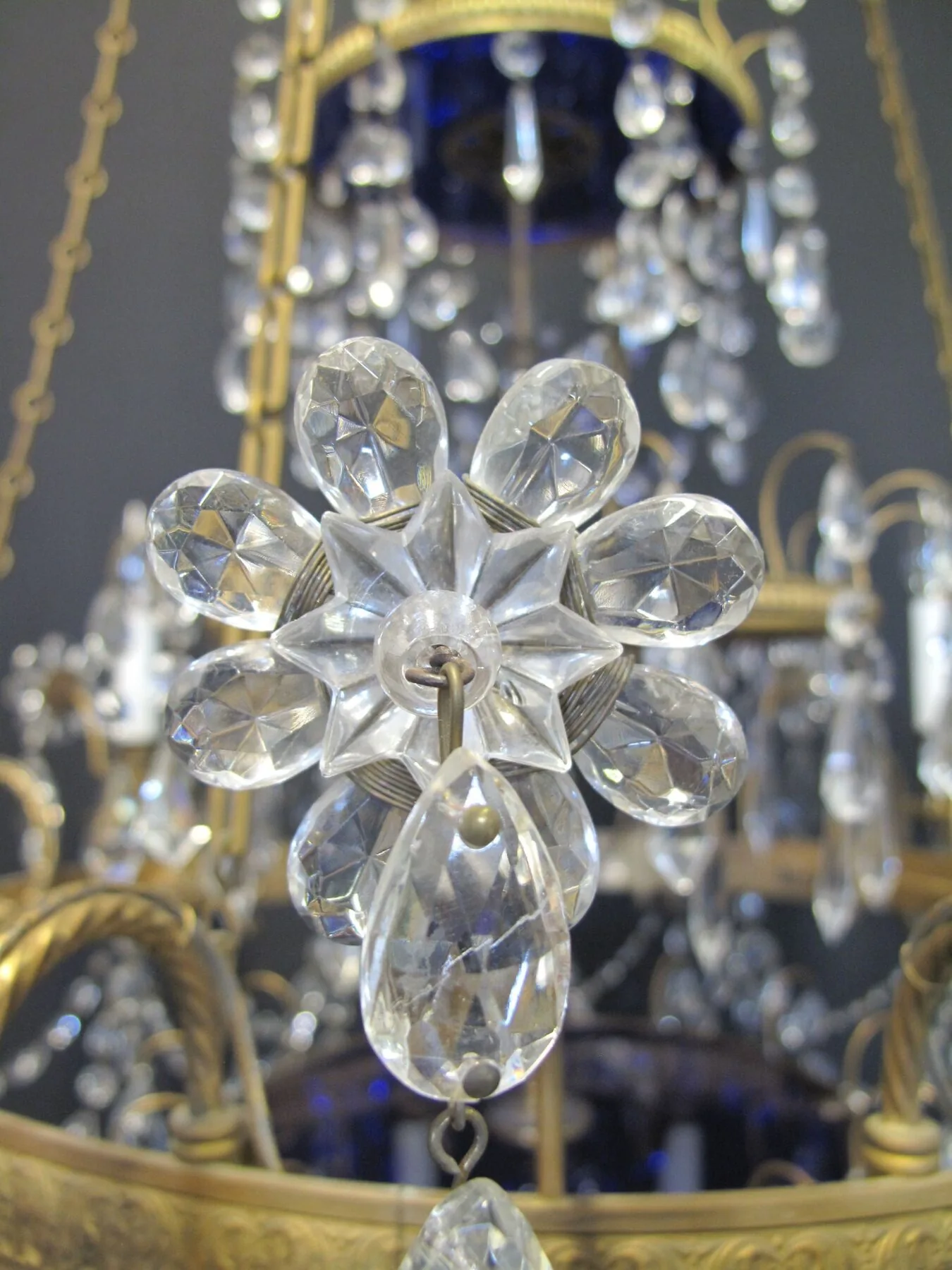 12-Arm Gilt & Crystal Chandelier, c. 1900 – view 3