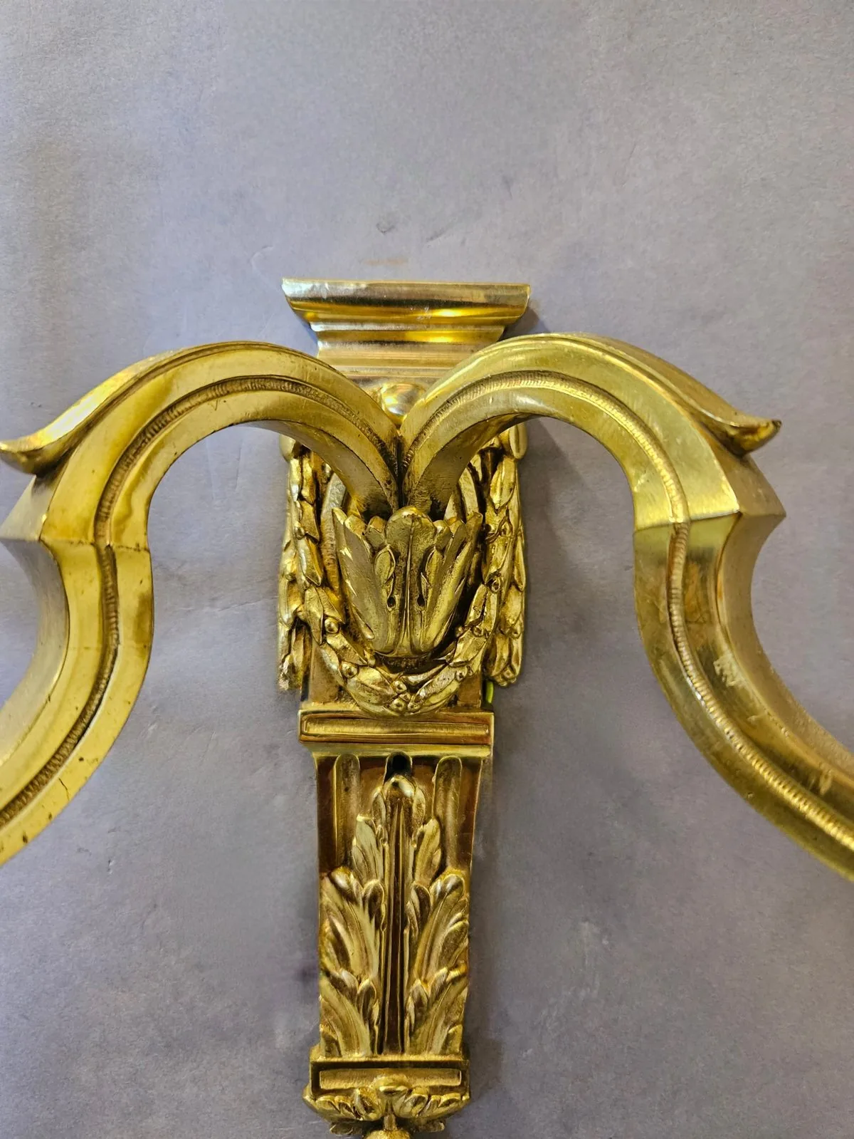 Set Of Four 2-Arm Brass Wall Lights – view 3