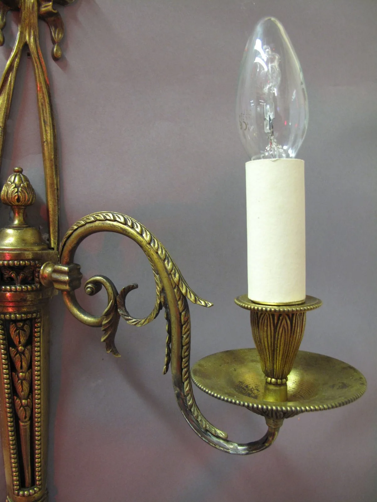 Pair Of 2-Arm Bow Wall Lights, c. 1930 – view 4