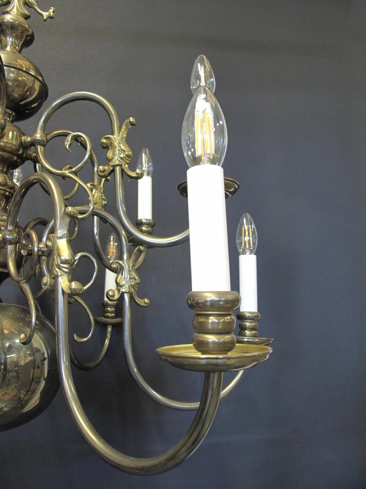 12-Arm Dutch Bronzed Chandelier, c. 1920 – view 5