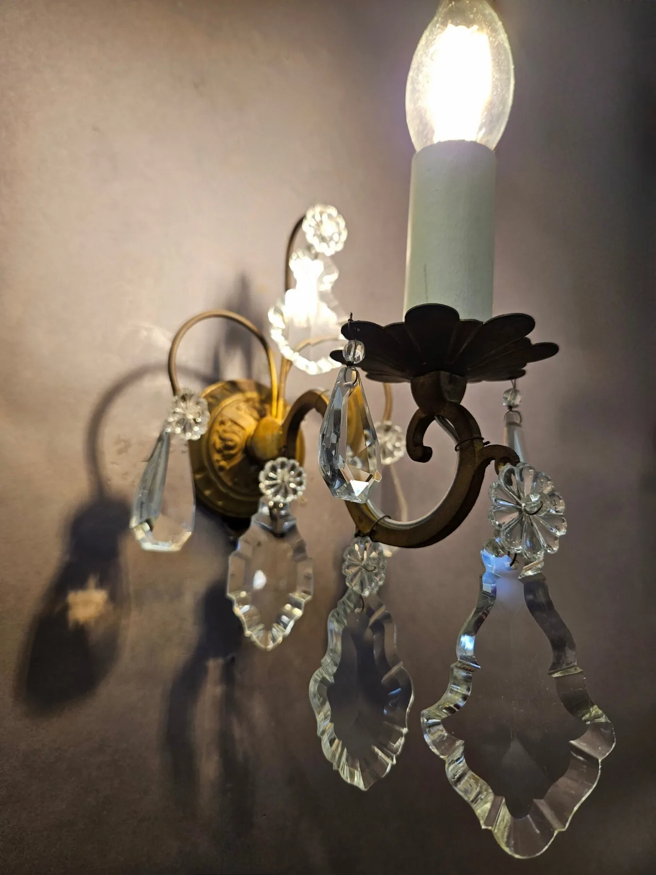 Set Of Four Single-Arm Brass & Glass Wall Lights, c. 1920 – view 5