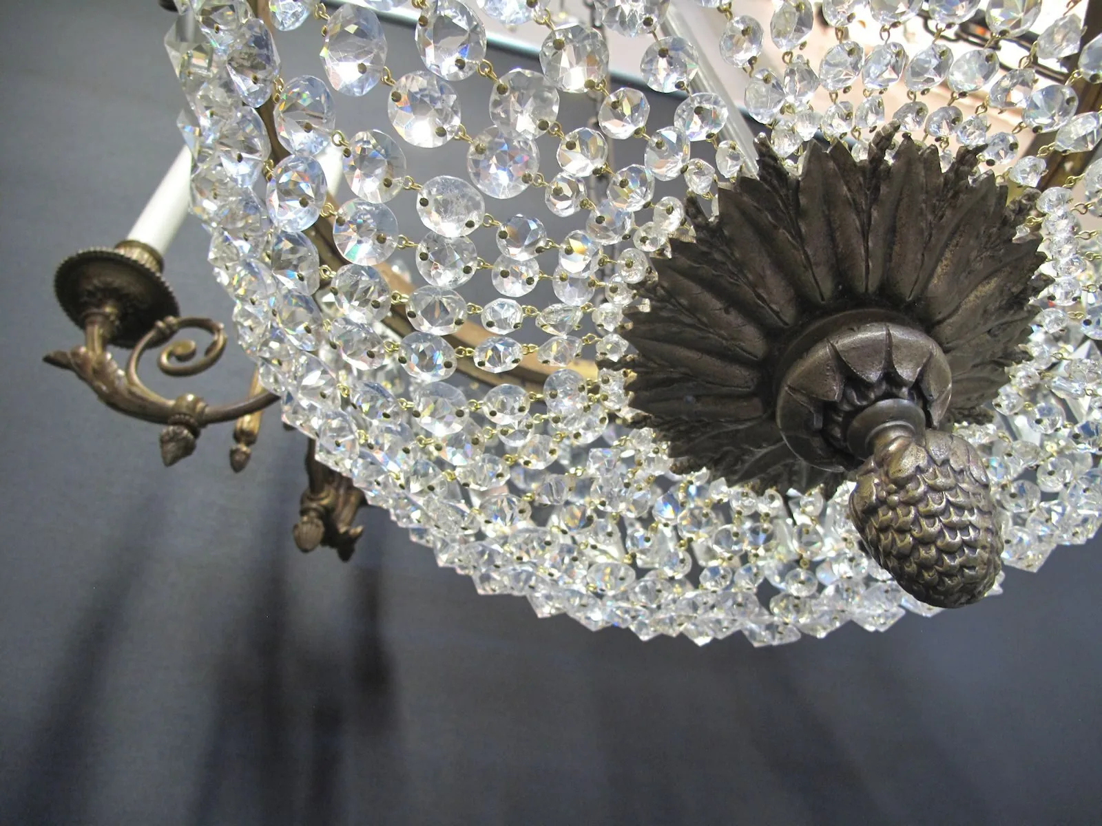 12-Light Ormolu & Crystal Chandelier, c. 1910 – view 6