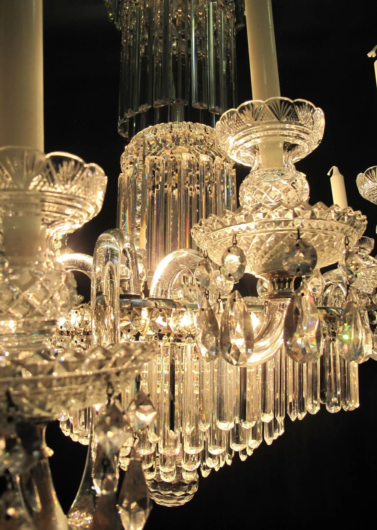 12-Arm Rule Drop Chandelier, c. 1820 – view 6
