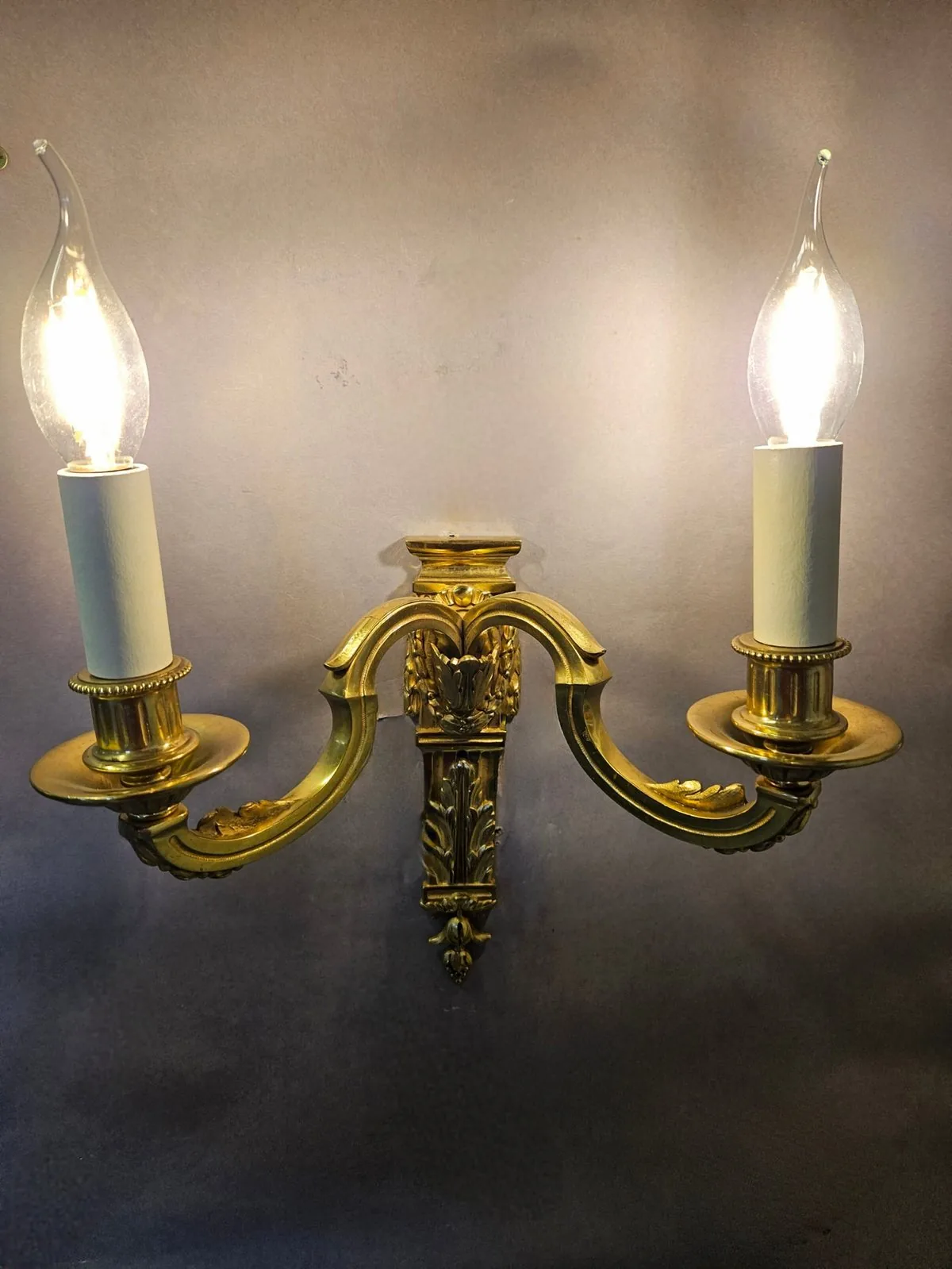 Set Of Four 2-Arm Brass Wall Lights – view 6