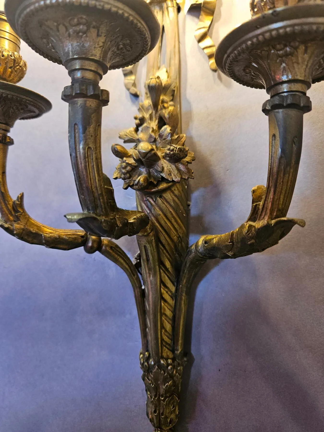 Pair Of 3-Arm Bow & Wreath Wall Lights, c. 1930 – view 7