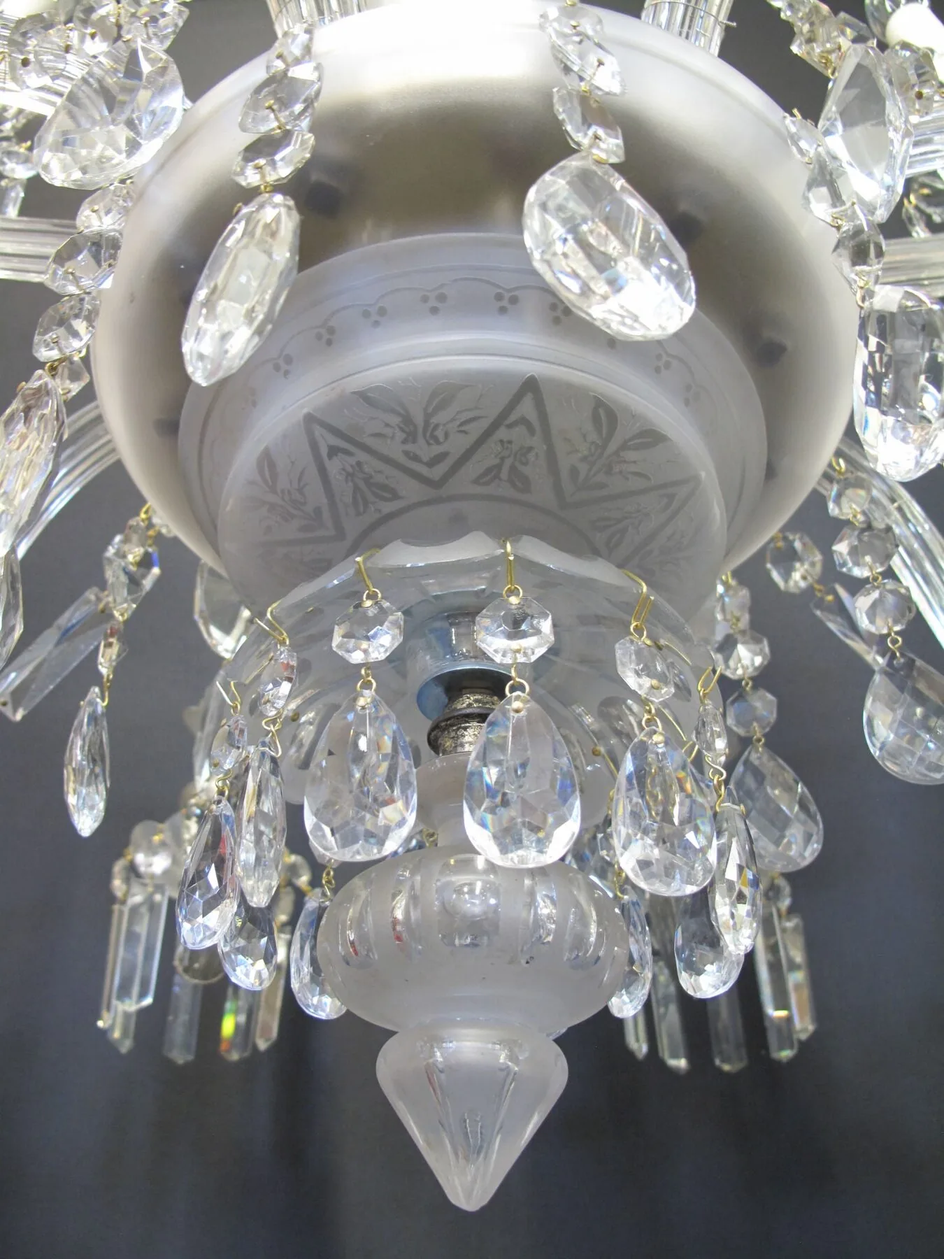 12-Arm Victorian Frosted Chandelier, c. 1850 – view 7