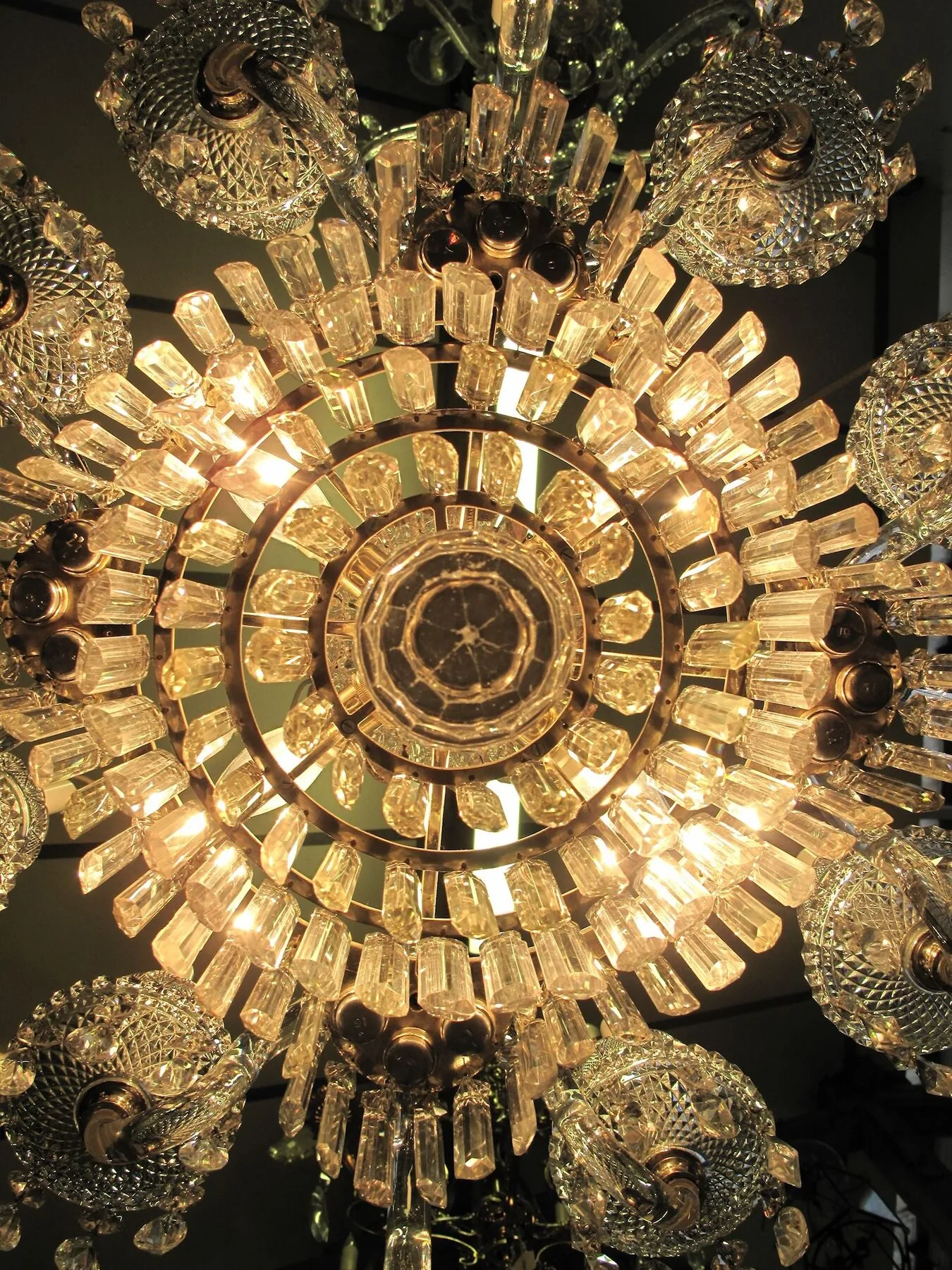 12-Arm Rule Drop Chandelier, c. 1820 – view 8
