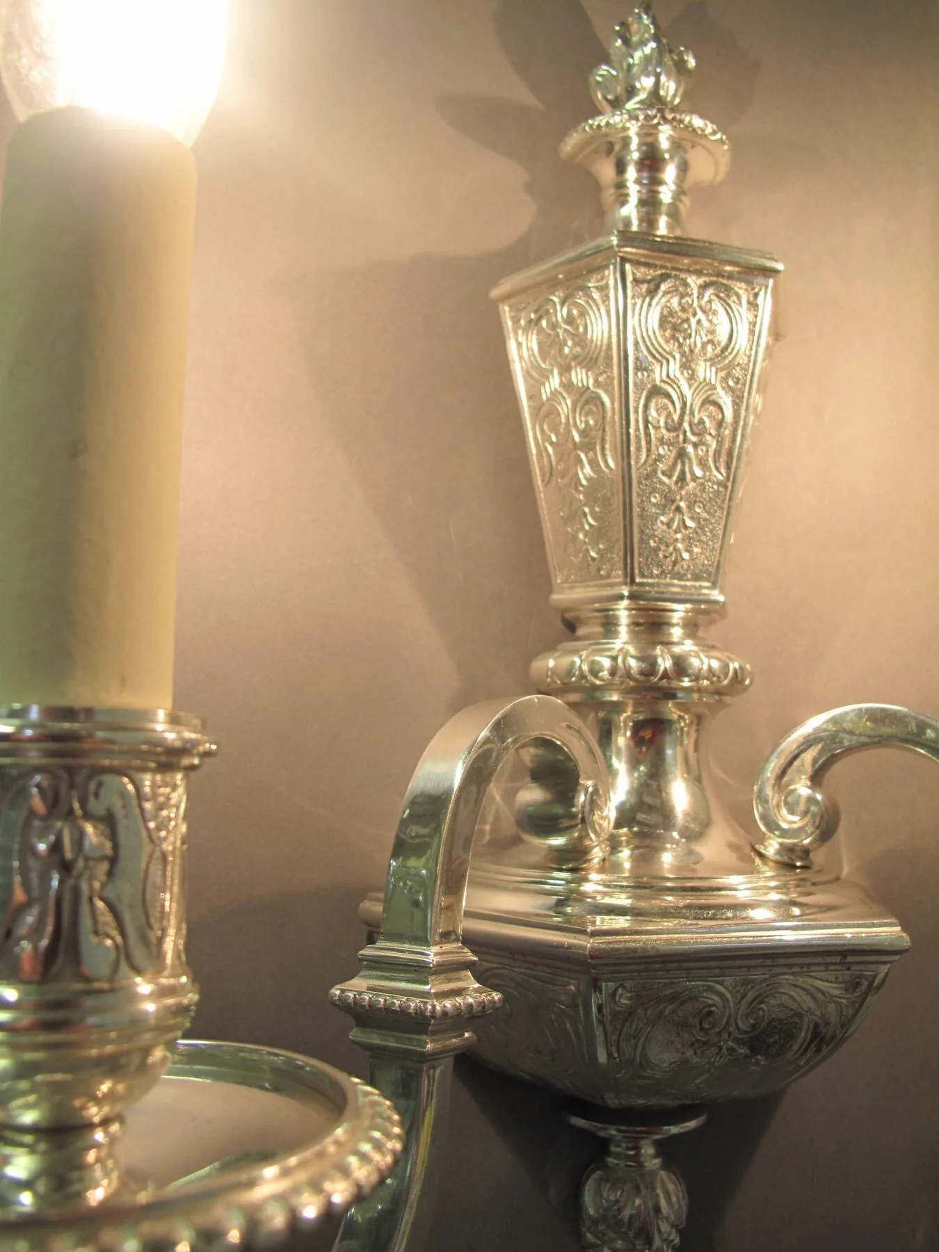 Single Silver Wall Light, c. 1920 – view 9