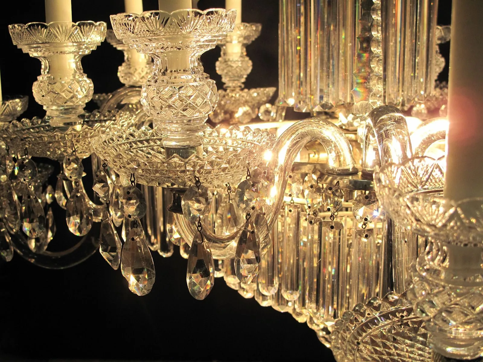 12-Arm Rule Drop Chandelier, c. 1820 – view 9