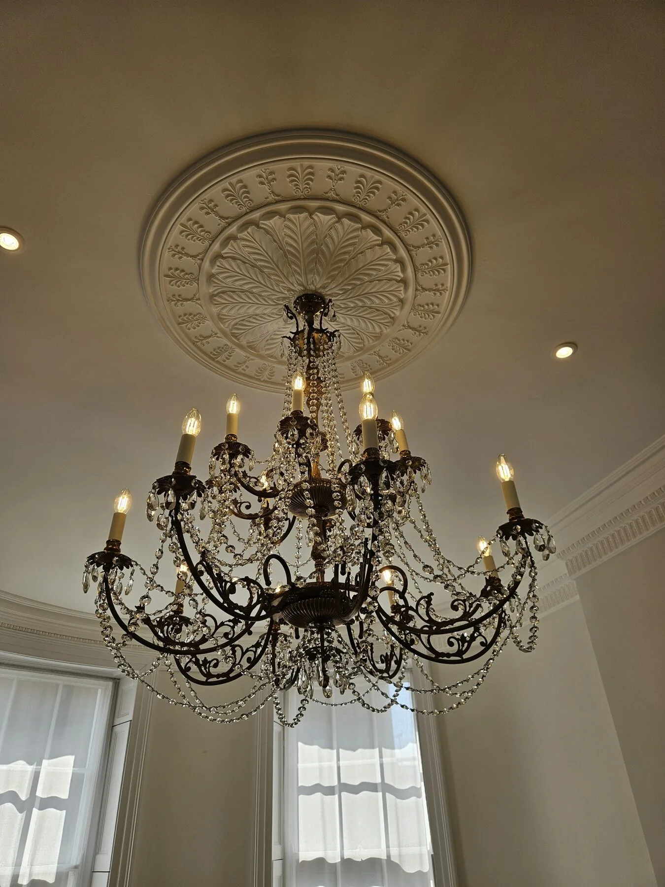 Second Italian chandelier reinstalled in Marylebone, lit after re-electrification