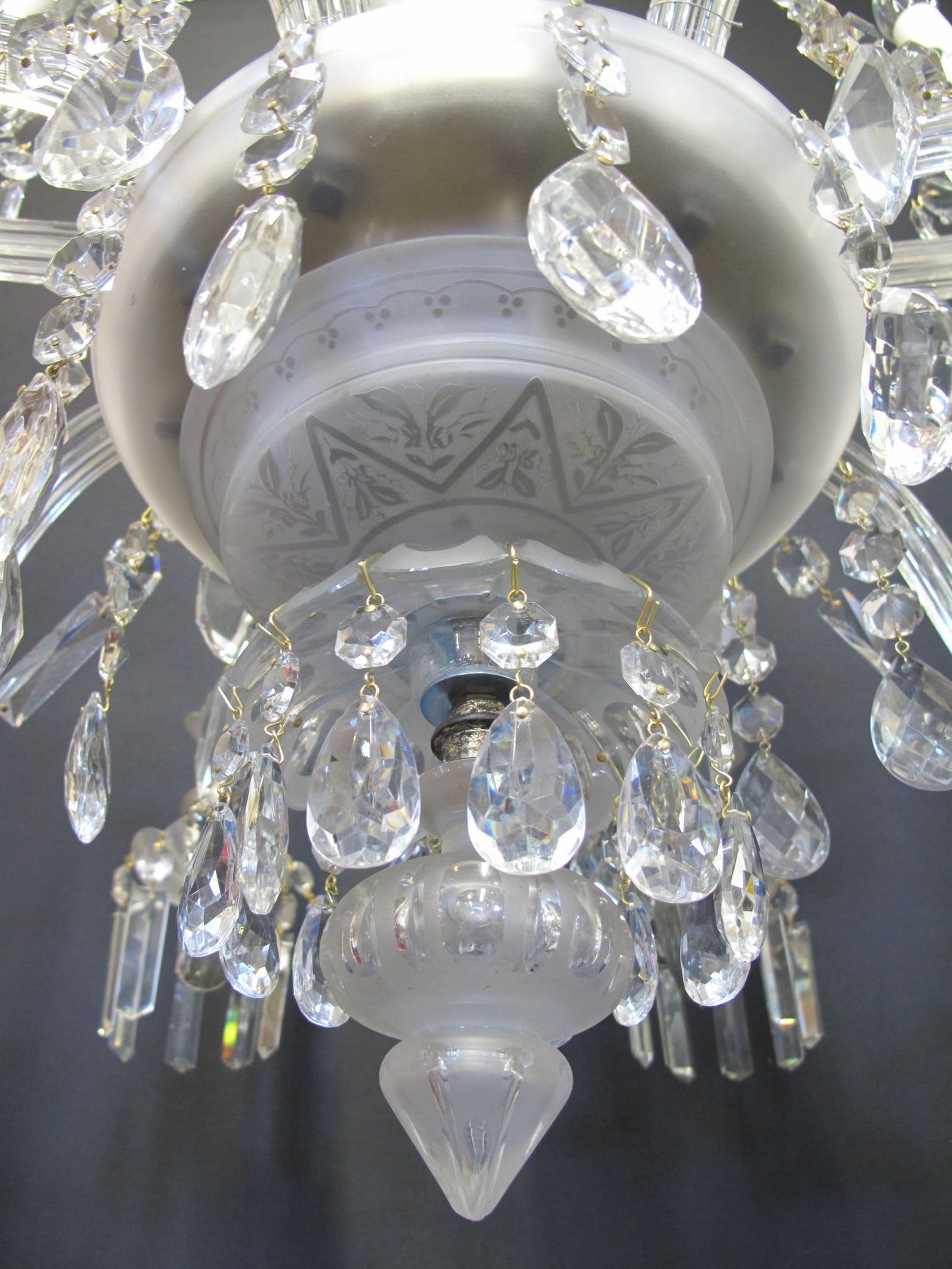 12 arm victorian chandelier, reciever and bubble
