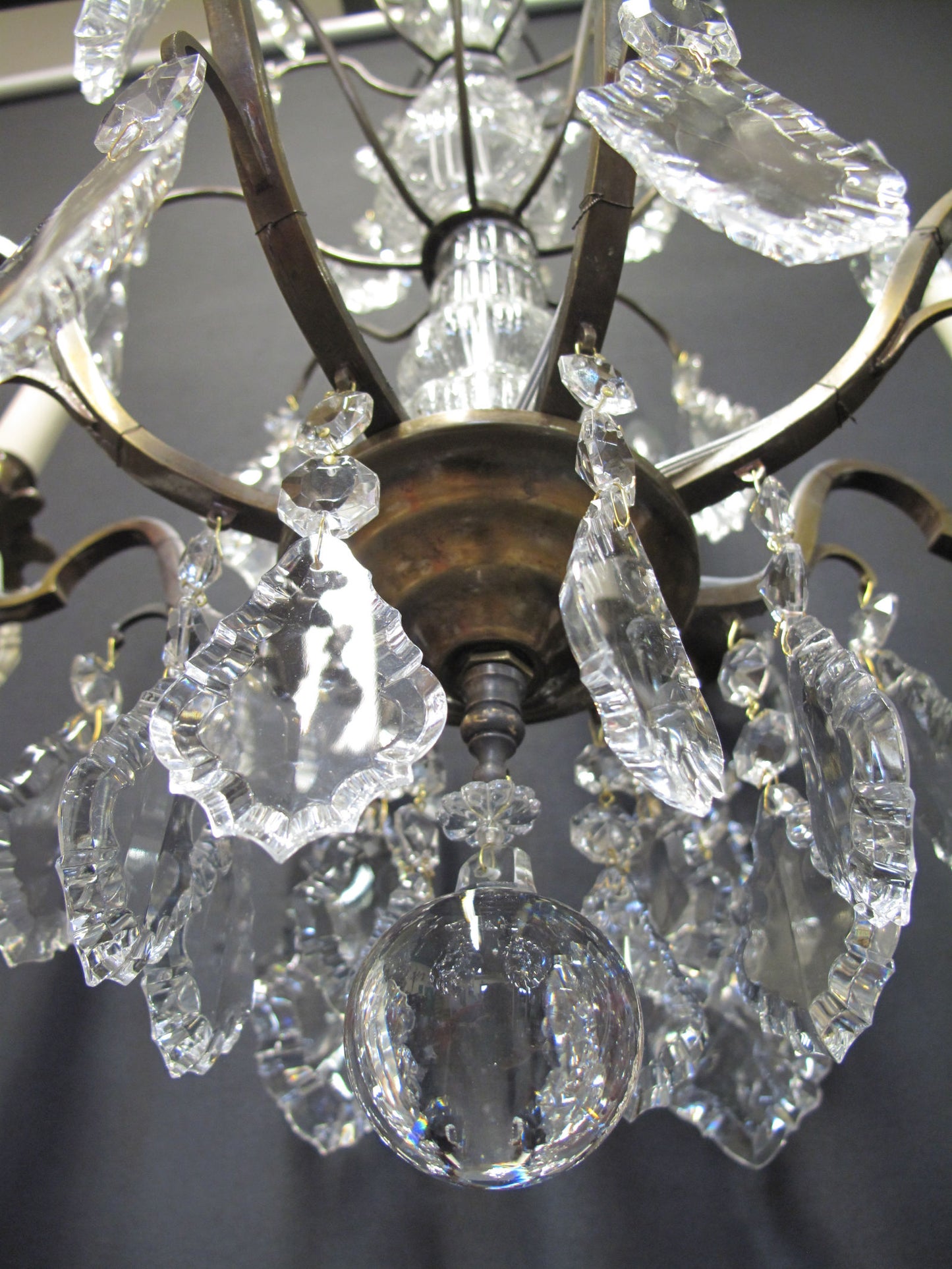 view of glass surrounding bubble of chandelier